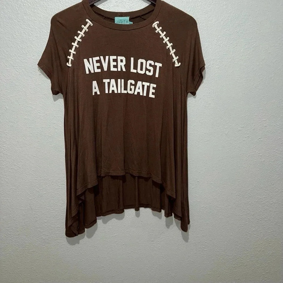 Judith March Tops - Judith March “Never Lost A Tailgate” Football / Brown / Blouse Size M